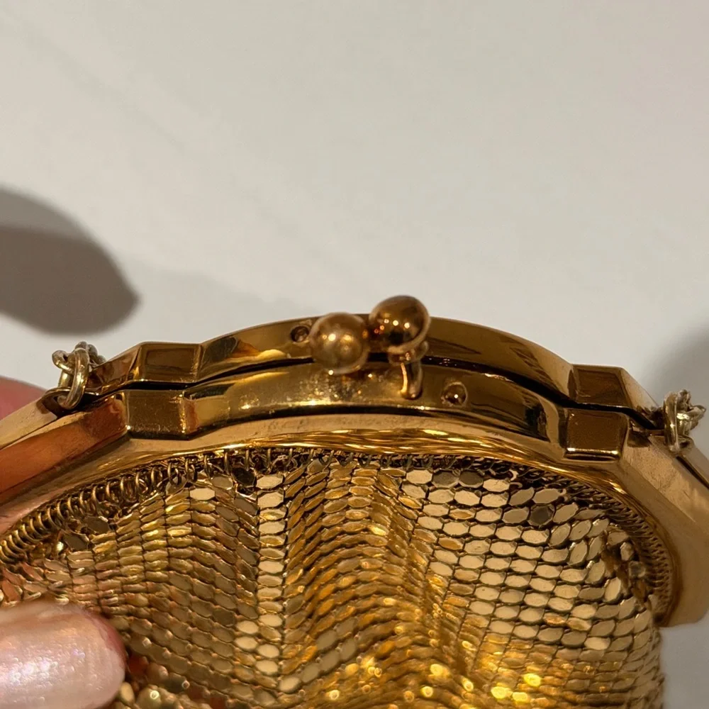 Vintage Gold Chainmail Evening Bag made in USA - Picture 2 of 9